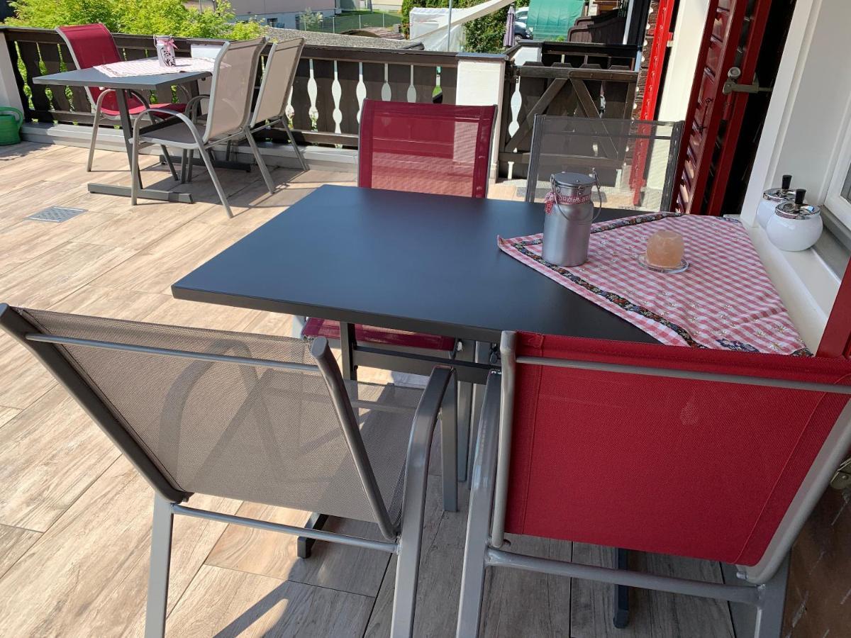 Pension Chalet Charme Siebnen Kültér fotó